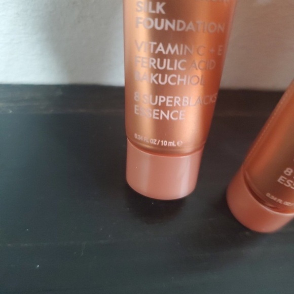 YENSA BEAUTY Super Serum Silk Foundation Light 1, 0.34oz x3 - Picture 2 of 5